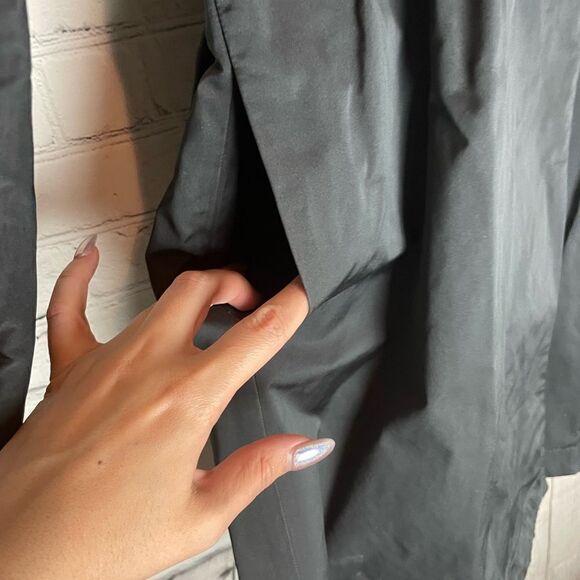 Theory Black Rain Jacket/Coat Size Large - Picture 7 of 10
